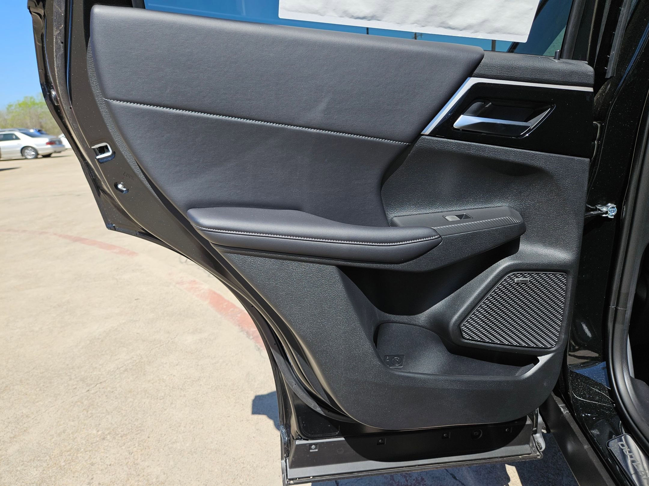 New 2026 Mitsubishi Outlander SE AWD/4WD image 14