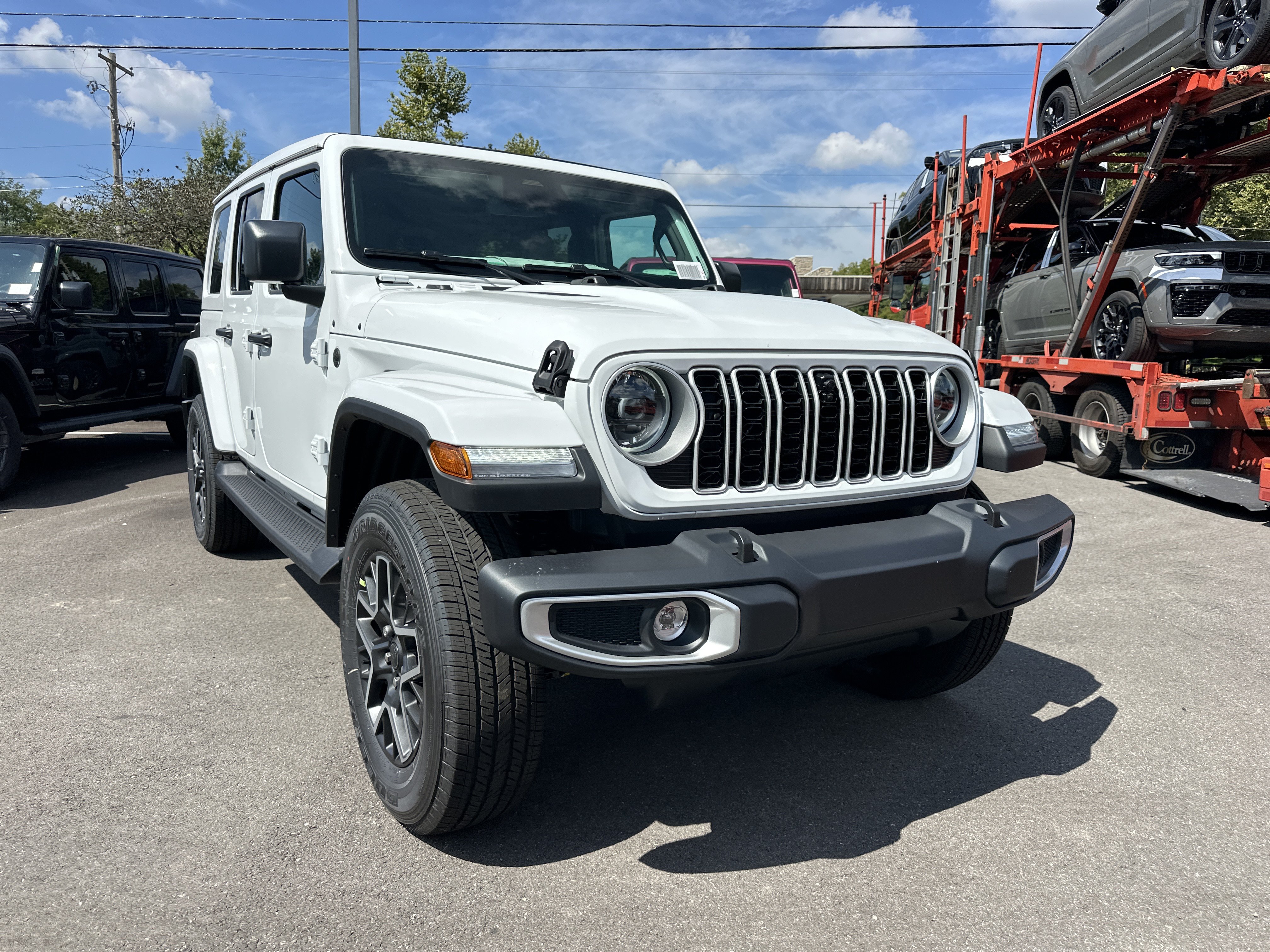 New 2027 Jeep Wrangler Unlimited Sahara AWD/4WD image 22