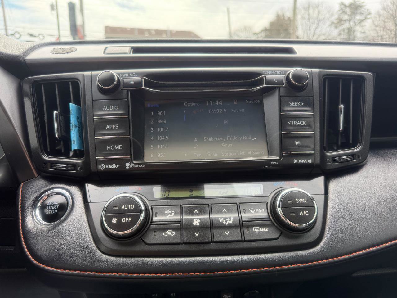 Used 2018 Toyota RAV4 SE w/ Power Extra Value Package AWD/4WD image 14