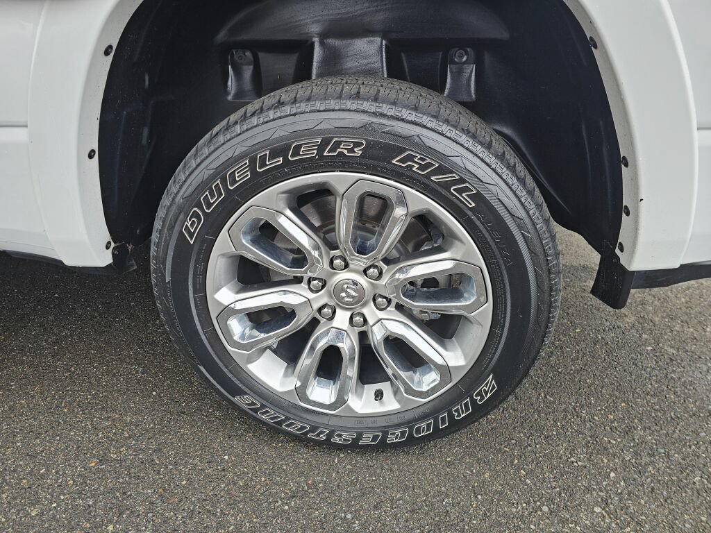Used 2022 RAM 1500 Laramie RWD image 16