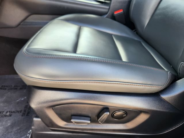 Used 2025 Ford Explorer Active w/ Active Comfort Package AWD/4WD image 26