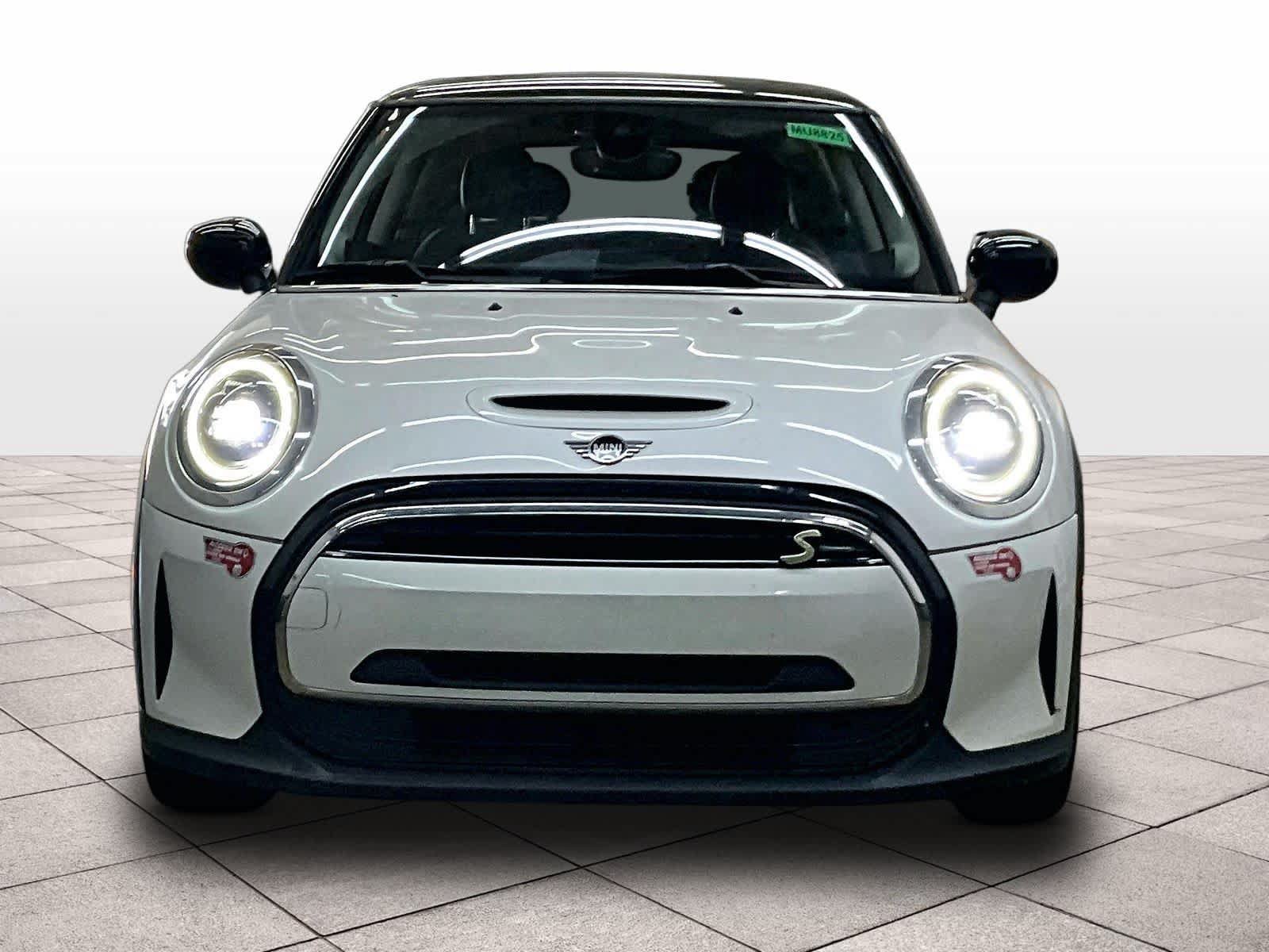 Used 2024 MINI Cooper SE FWD image 3