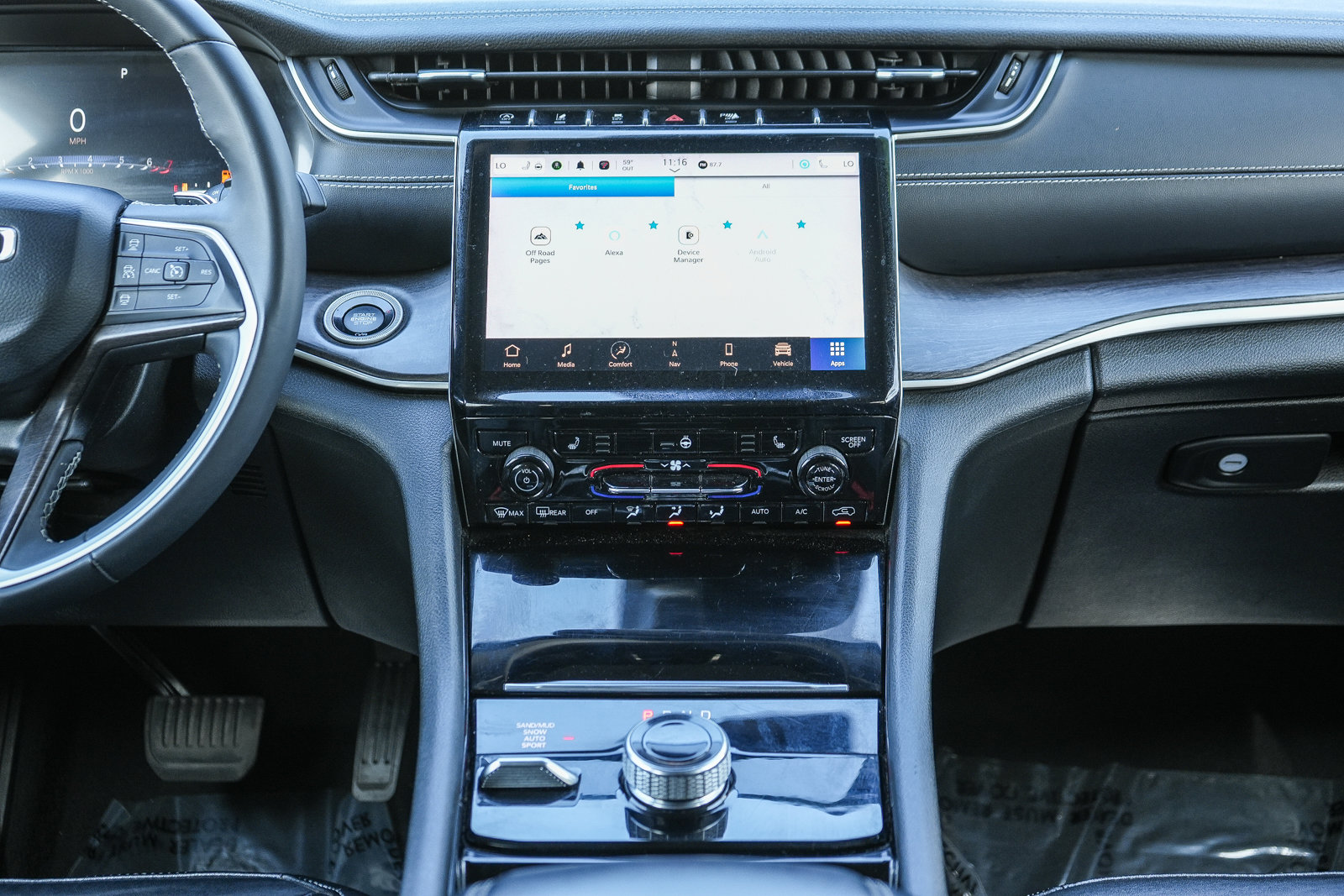 Used 2023 Jeep Grand Cherokee L Limited image 13