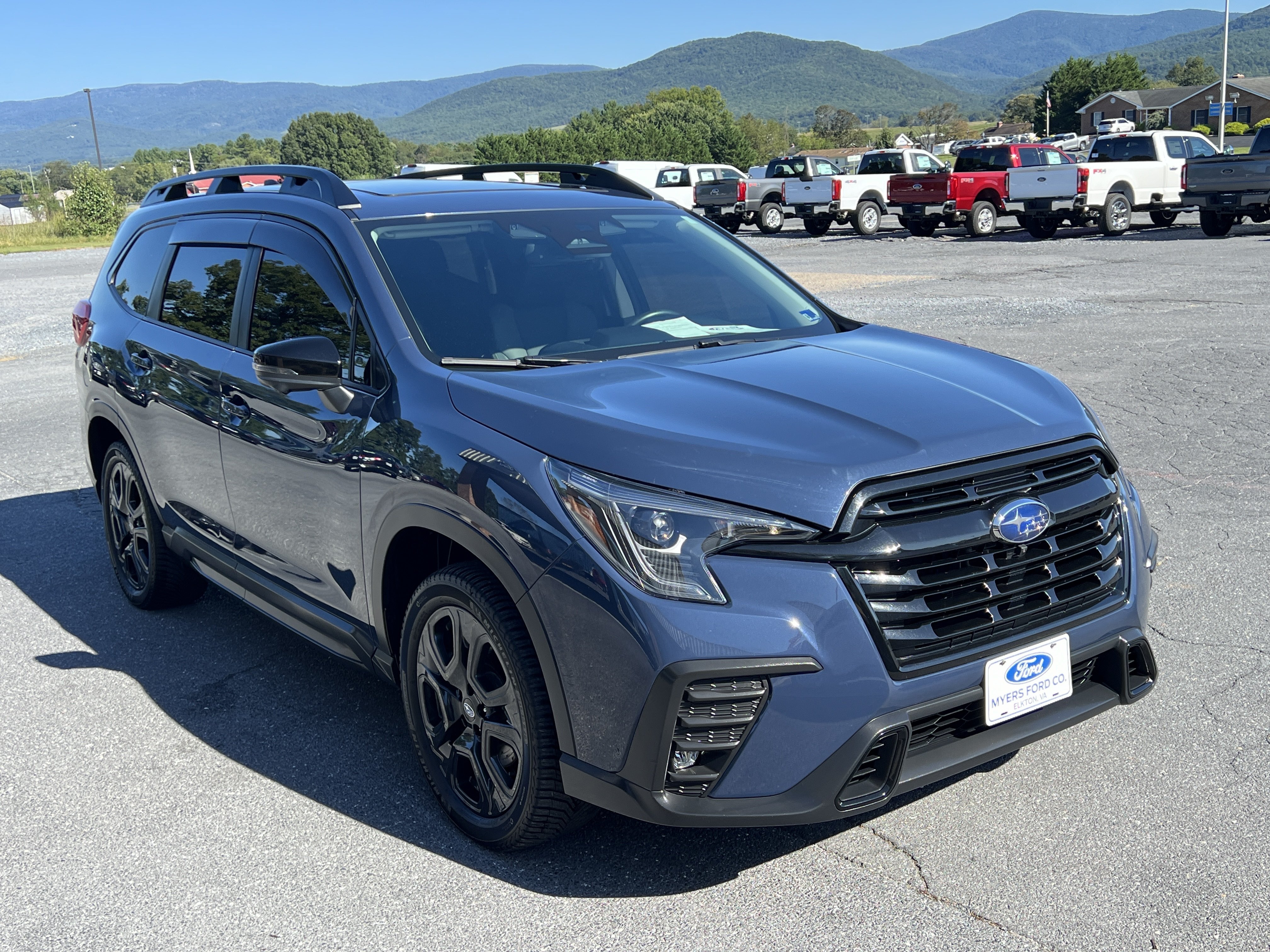 Used 2023 Subaru Ascent Onyx Edition Limited AWD/4WD image 4