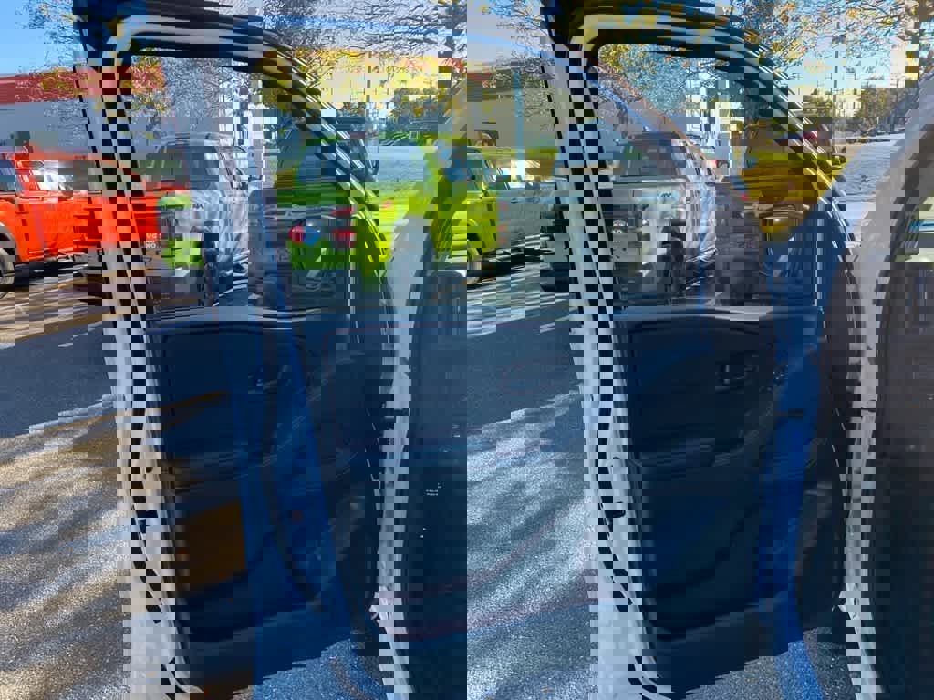 New 2026 Nissan Frontier S image 9