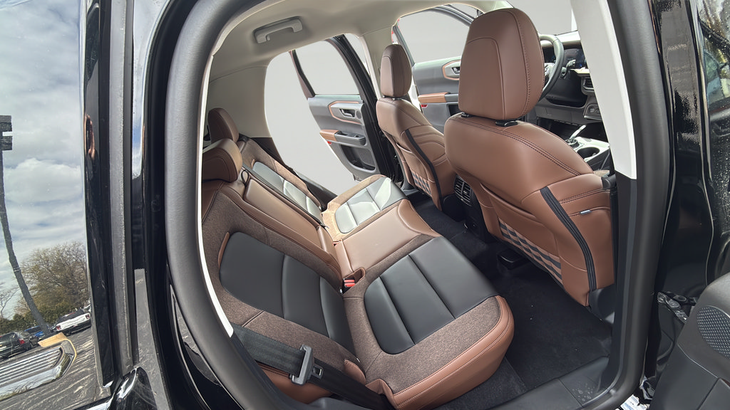 New 2025 Ford Bronco Sport Outer Banks w/ Outer Banks Tech Package+ AWD/4WD image 32
