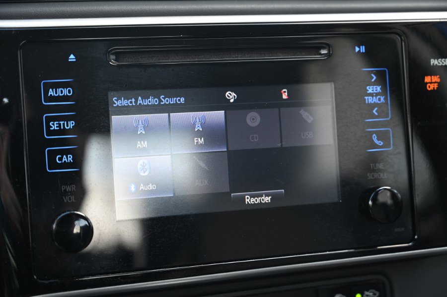 Used 2017 Toyota Corolla SE w/ Carpet Mat Package (TMS) image 19