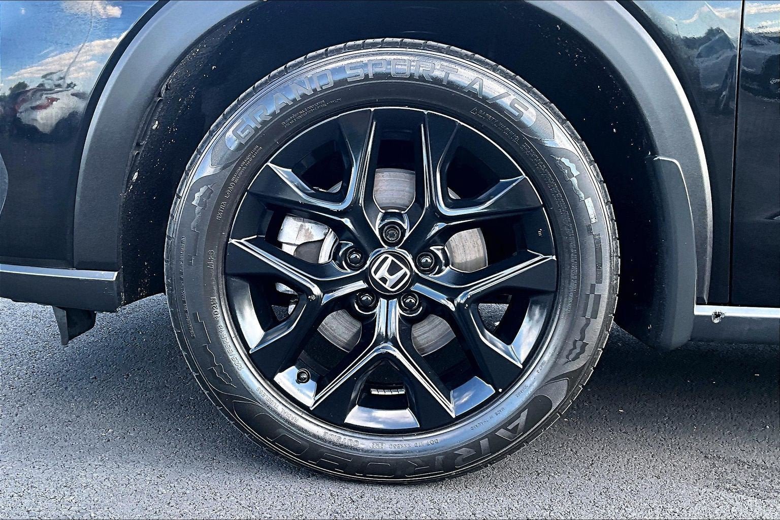 Used 2023 Honda HR-V Sport image 9