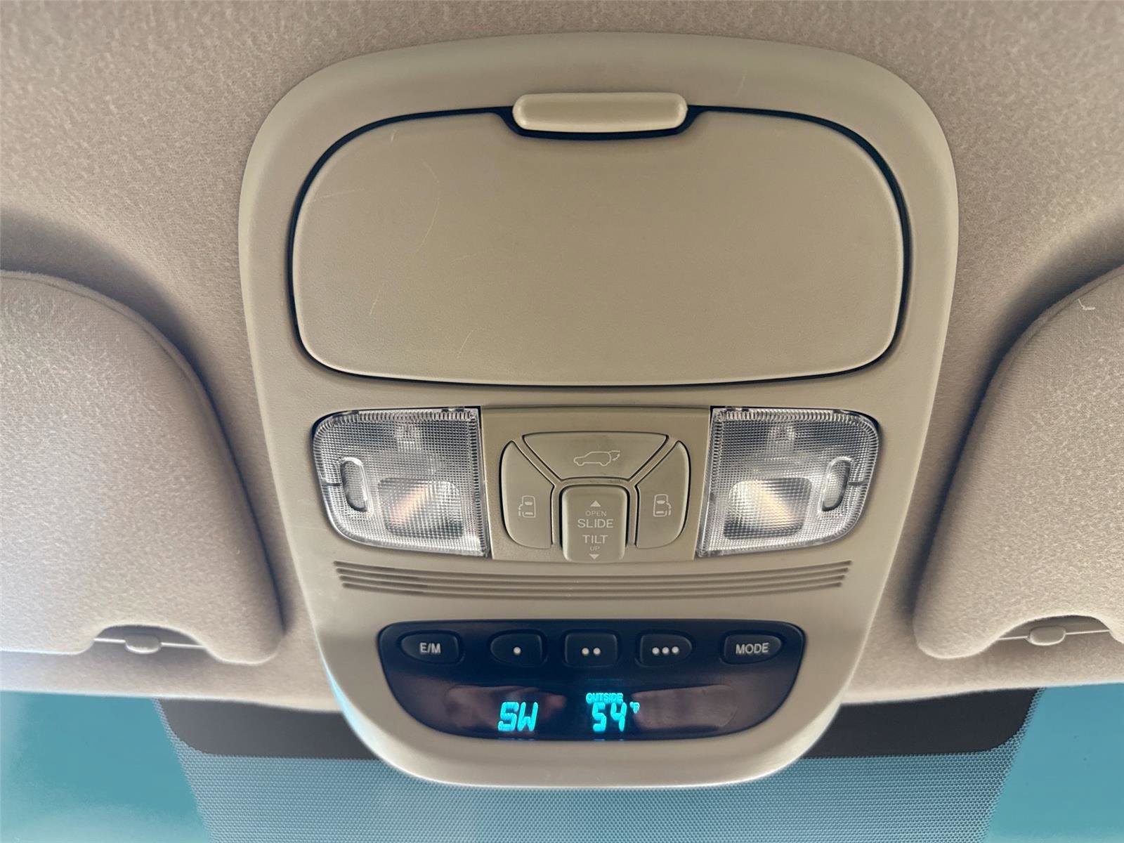 Used 2008 Toyota Sienna XLE image 21