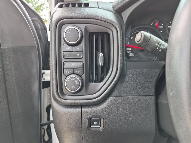Used 2025 Chevrolet Silverado 1500 Custom Trail Boss AWD/4WD image 20