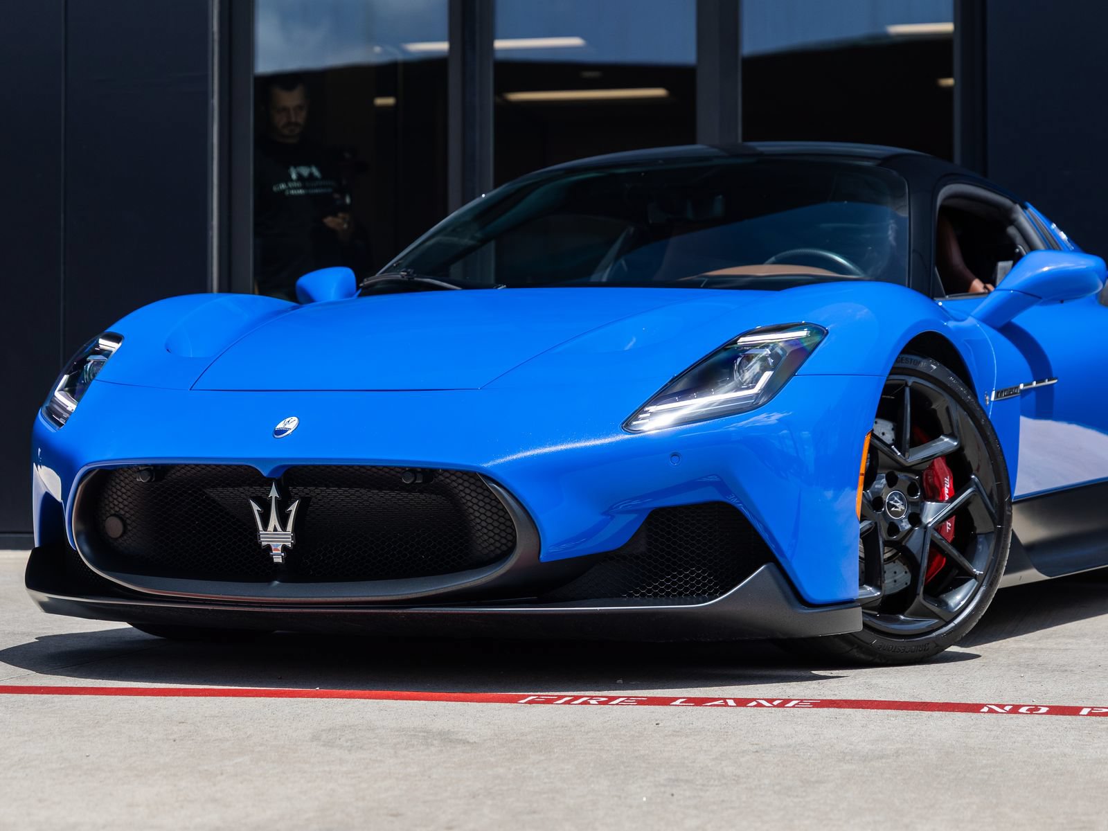 Used 2022 Maserati MC20 Coupe RWD image 4