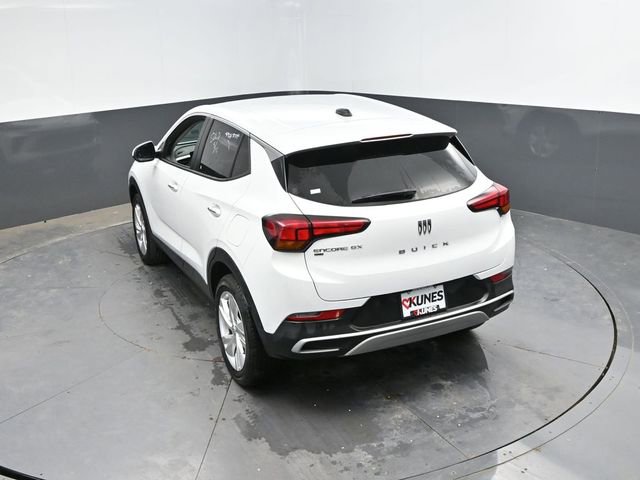 Used 2025 Buick Encore GX Preferred AWD/4WD image 44