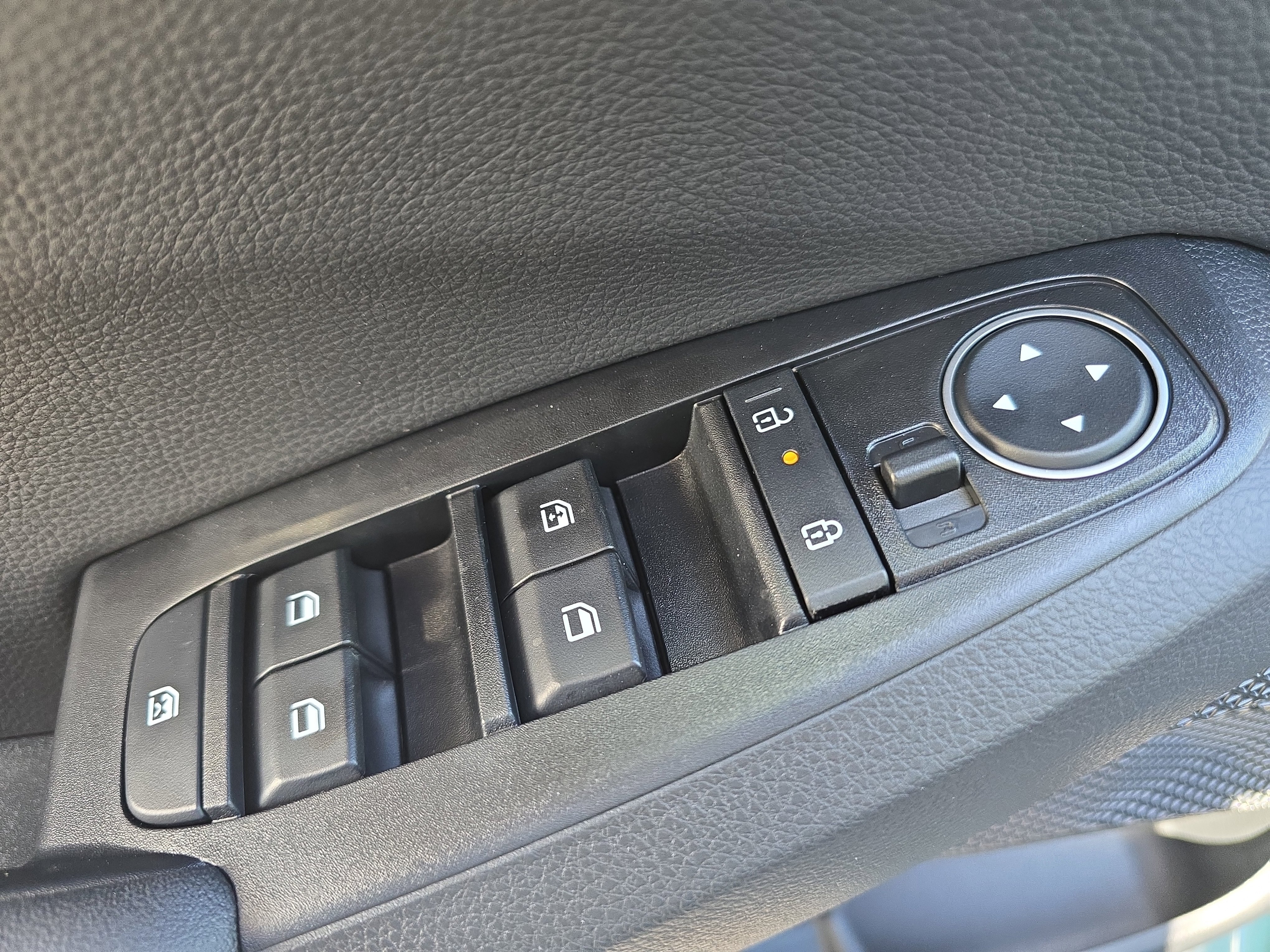 New 2026 Kia Seltos SX image 29