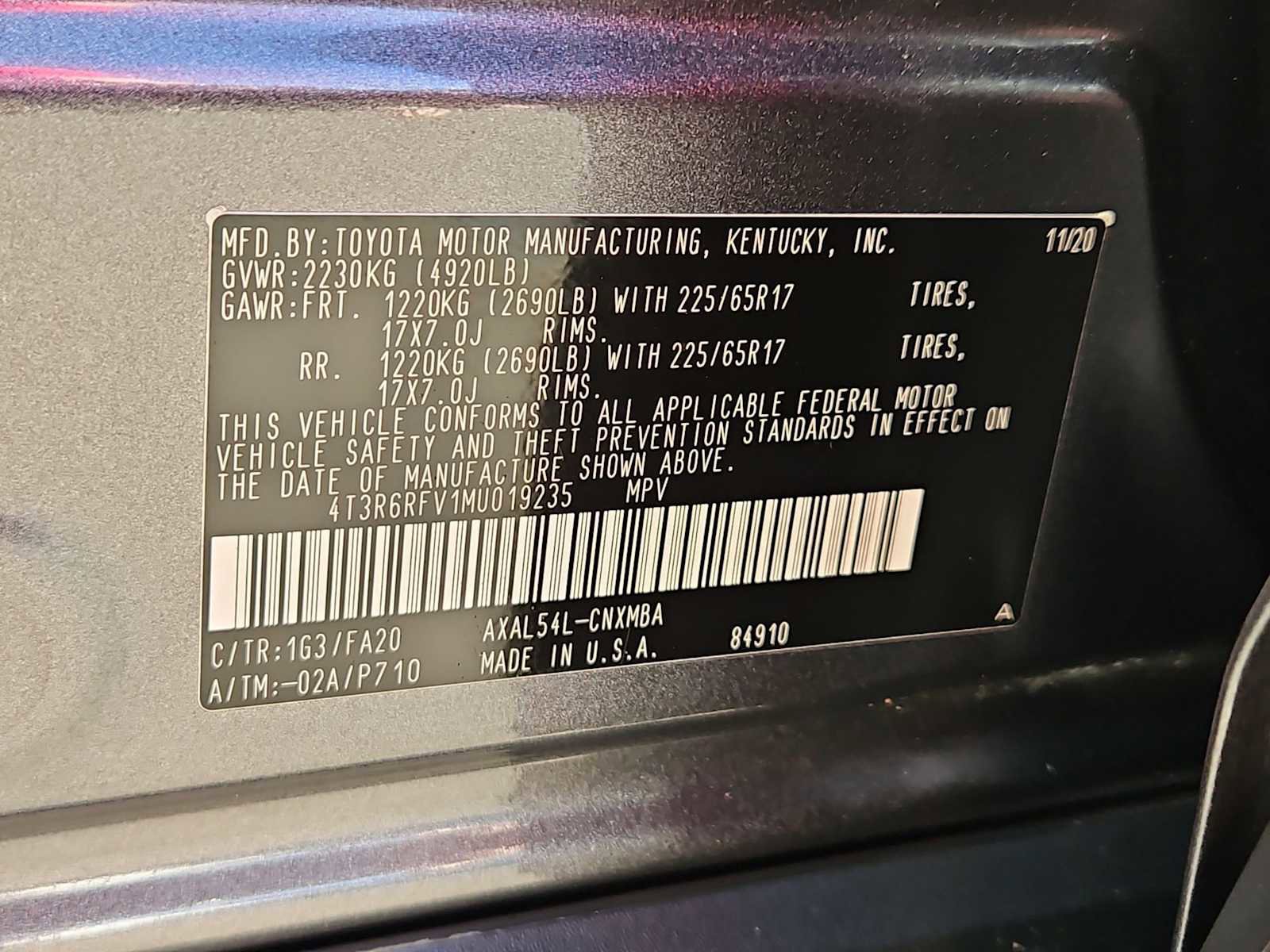 Used 2021 Toyota RAV4 XLE w/ Carpet Mat Package (TMS) image 36