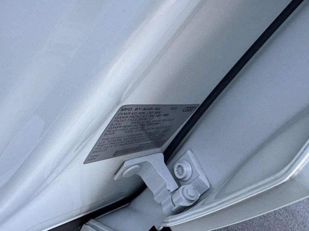 Used 2025 Audi Q5 Premium Plus image 24