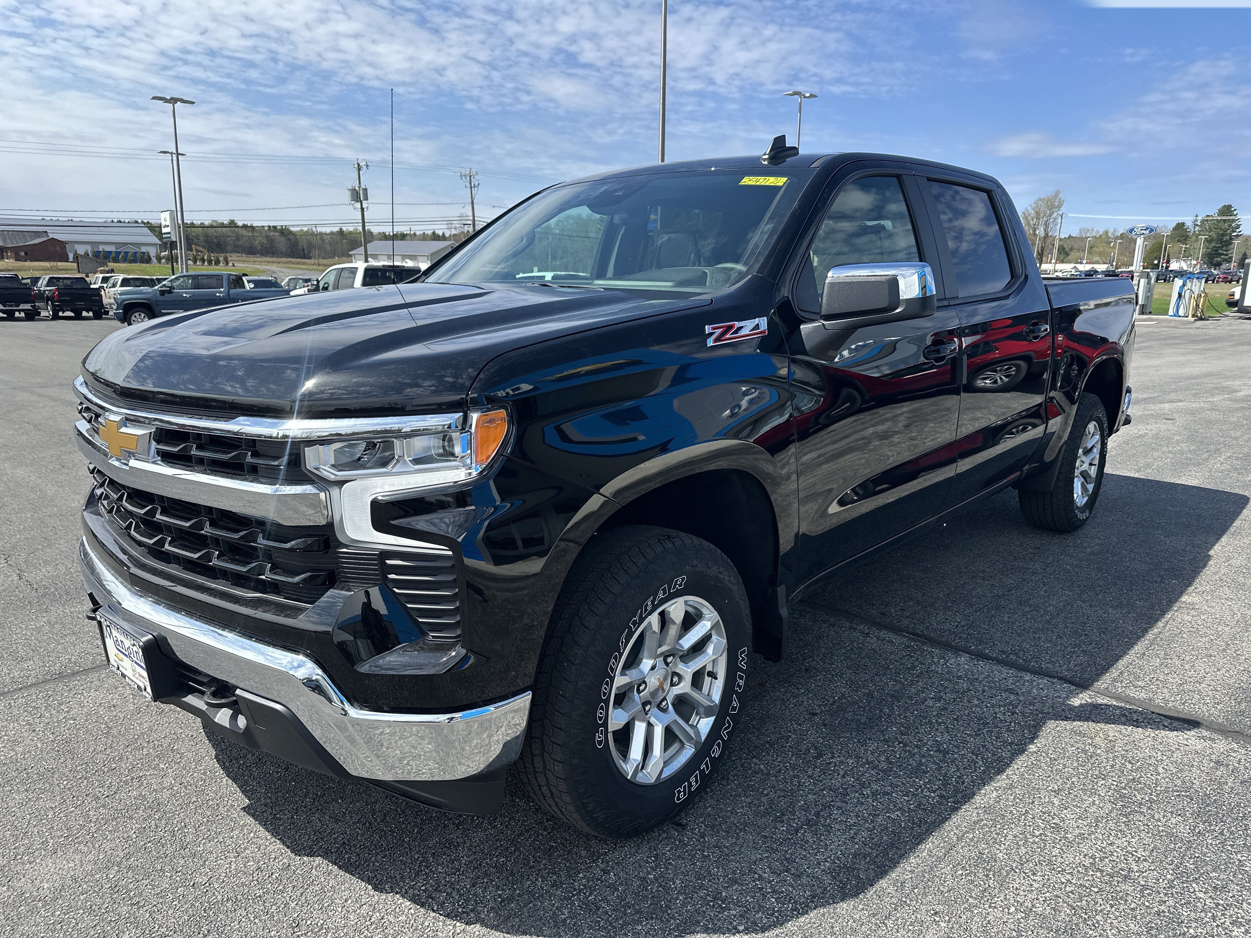 New 2026 Chevrolet Silverado 1500 LT AWD/4WD image 3