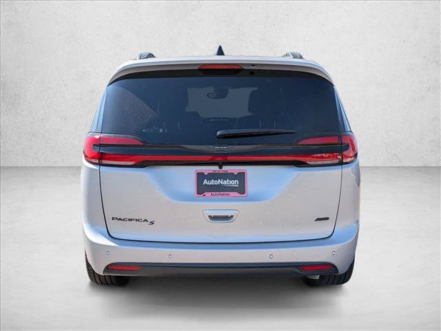 New 2026 Chrysler Pacifica Select w/ S Appearance Package AWD/4WD image 8