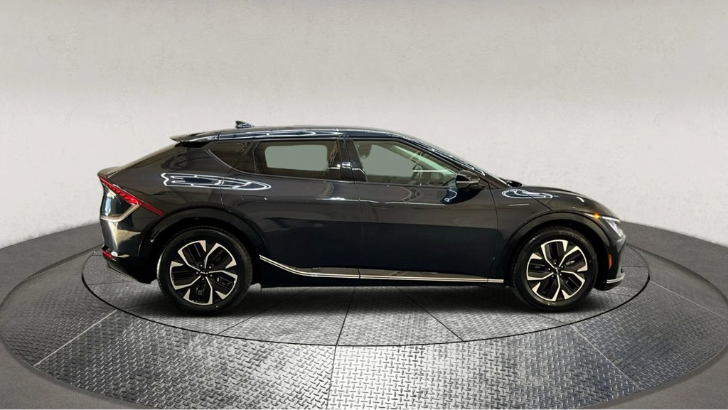 Used 2023 Kia EV6 Wind image 9