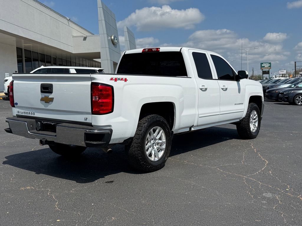 Used 2016 Chevrolet Silverado 1500 LT w/ Trailering Package image 4