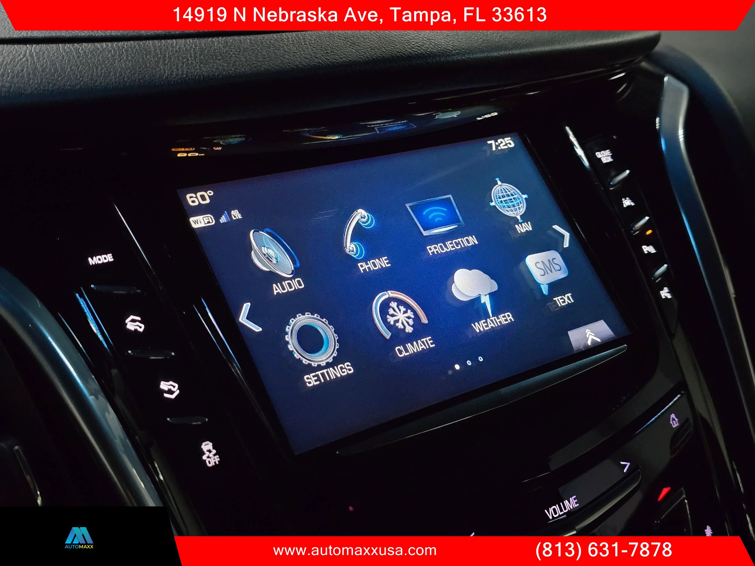 Used 2019 Cadillac Escalade Luxury w/ Escalade Sport Edition image 25