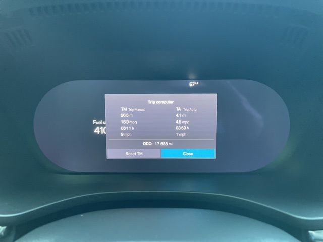 Certified 2023 Volvo XC60 B5 Ultimate w/ Climate Package AWD/4WD image 17