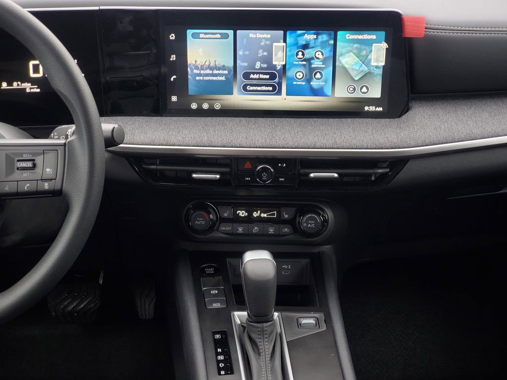 New 2026 Nissan Kicks SV AWD/4WD image 28