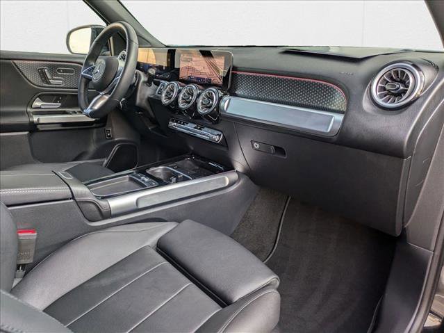 Certified 2025 Mercedes-Benz GLB 250 4MATIC w/ Exclusive Package image 20