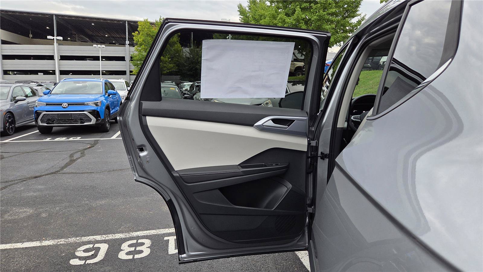 New 2026 Volkswagen Taos SE AWD/4WD image 26
