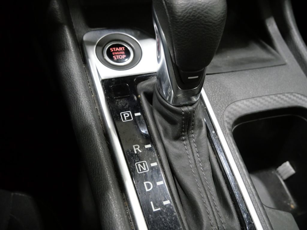 Used 2023 Nissan Sentra SV image 22