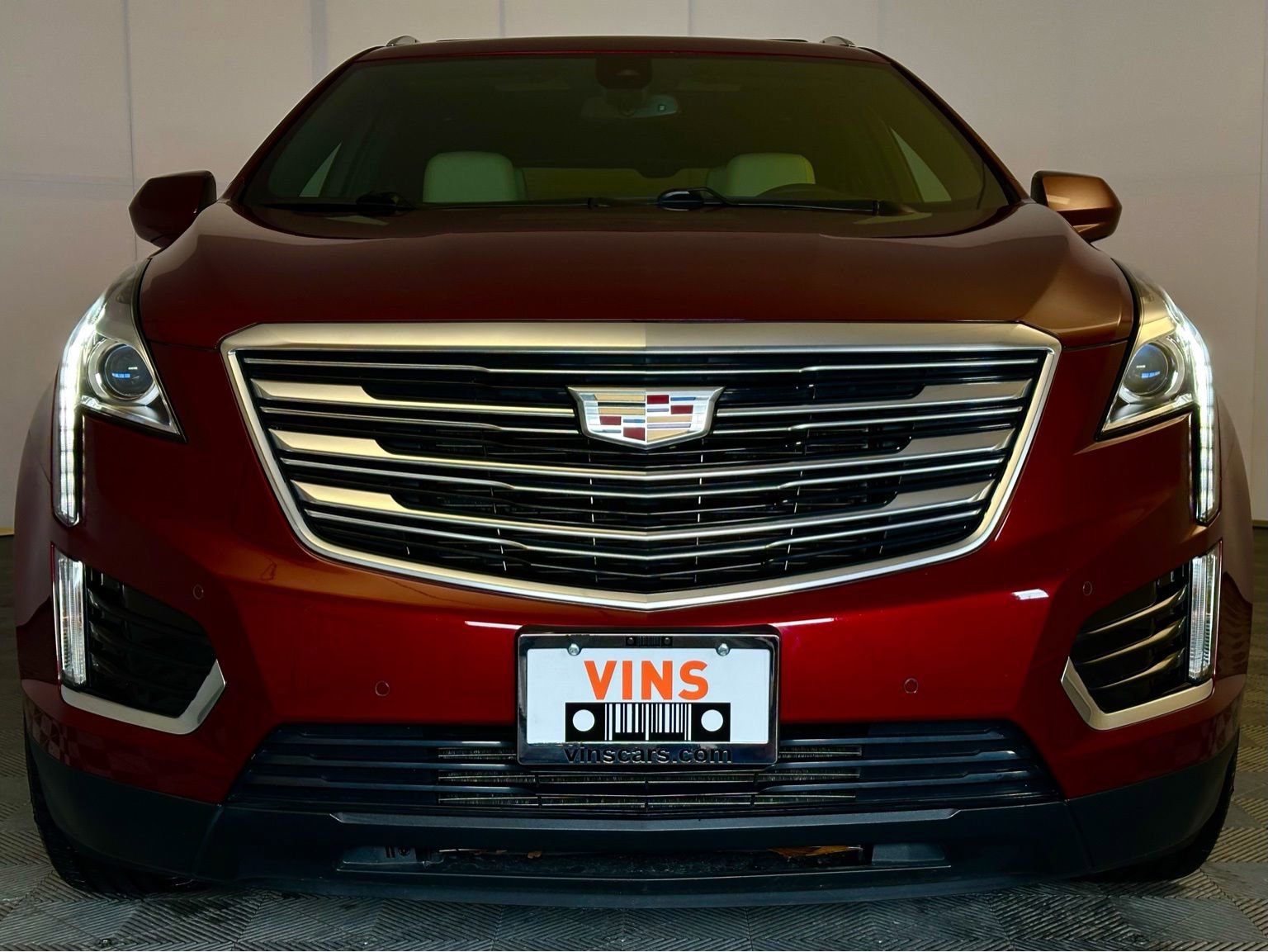 Used 2017 Cadillac XT5 Luxury w/ Driver Awareness Package image 23