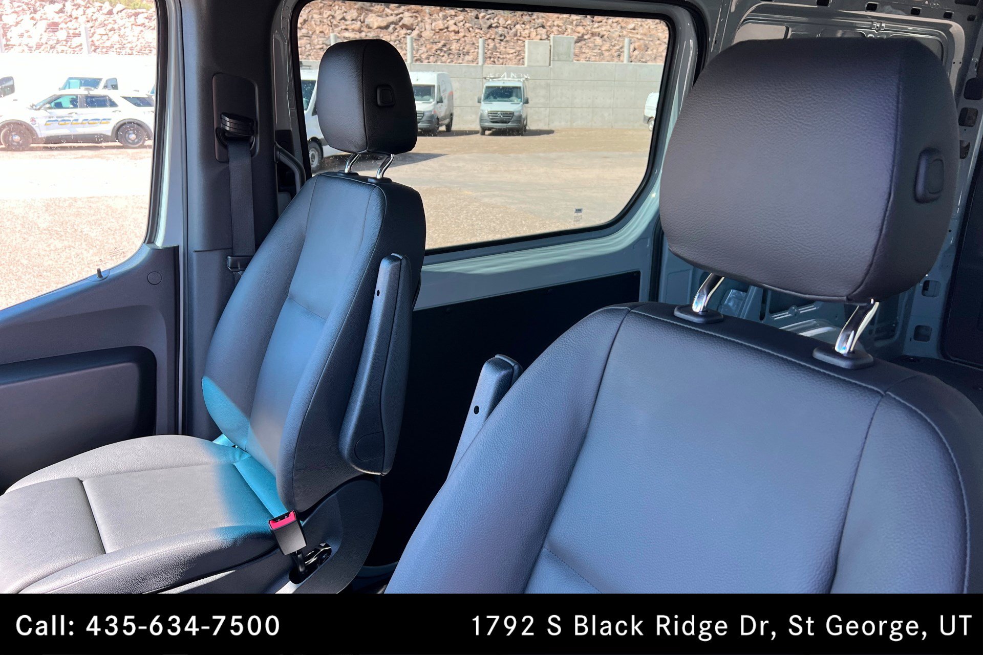 Used 2025 Mercedes-Benz Sprinter 2500 image 16