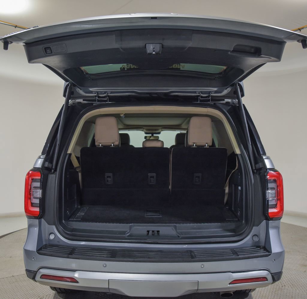 Used 2024 Ford Expedition Limited image 14