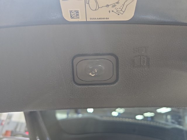 Used 2019 Ford Edge SEL w/ Equipment Group 201A AWD/4WD image 13