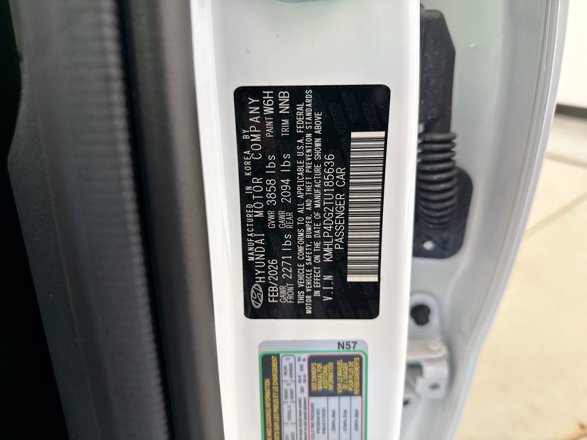 Used 2026 Hyundai Elantra Limited FWD image 21