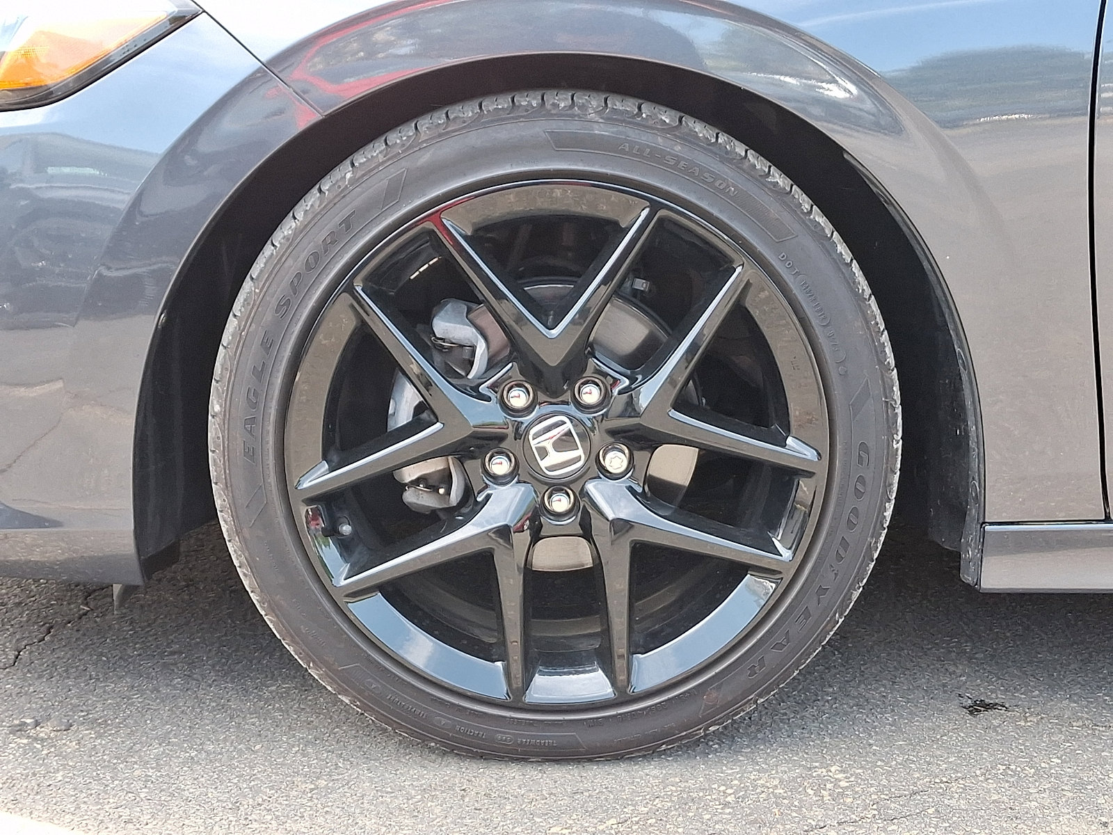 Used 2023 Honda Civic Sport image 8