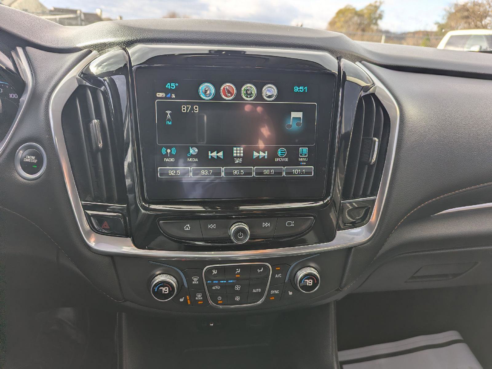 Used 2019 Chevrolet Traverse LT w/ LPO, Blackout Package image 18