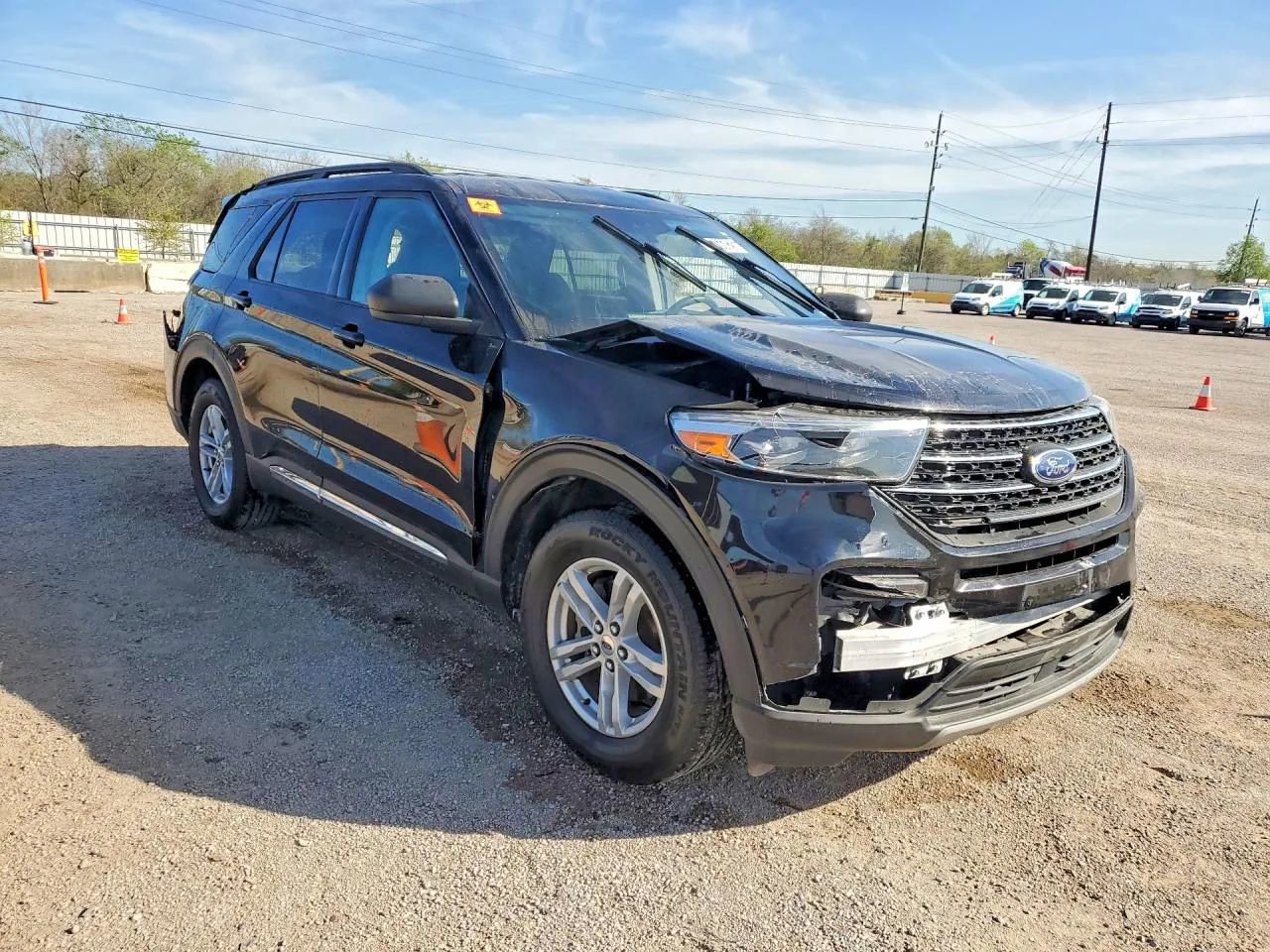 Used 2024 Ford Explorer XLT w/ Equipment Group 202A RWD image 1