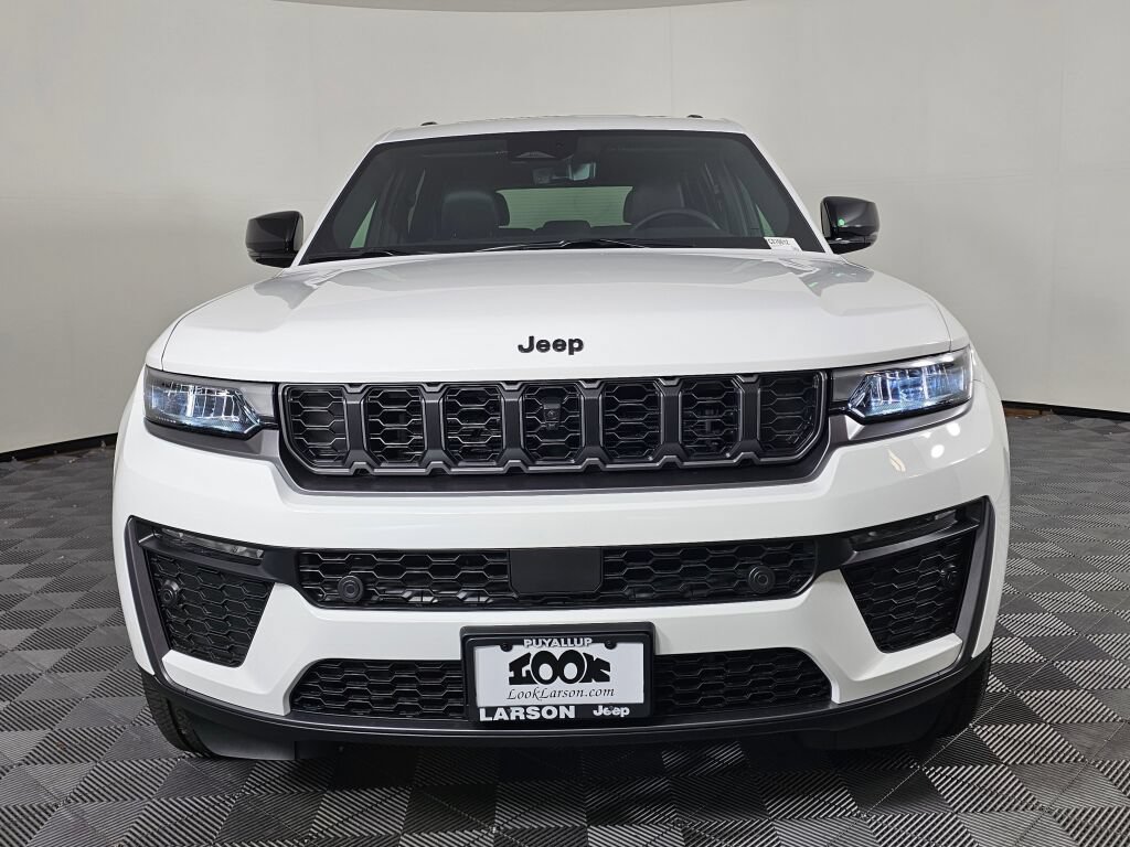 New 2026 Jeep Grand Cherokee Limited AWD/4WD image 9