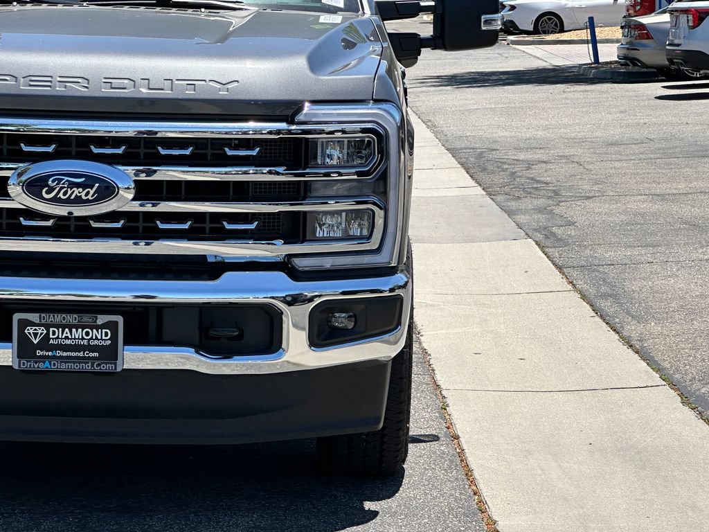New 2026 Ford F250 Lariat w/ FX4 Off-Road Package AWD/4WD image 12