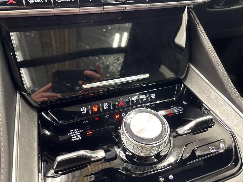 New 2025 Jeep Wagoneer Series II w/ Convenience Group I image 27