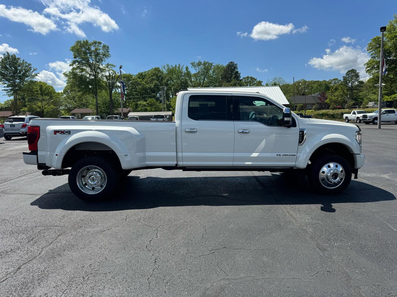 Used 2022 Ford F450 Platinum w/ FX4 Off-Road Package AWD/4WD image 5