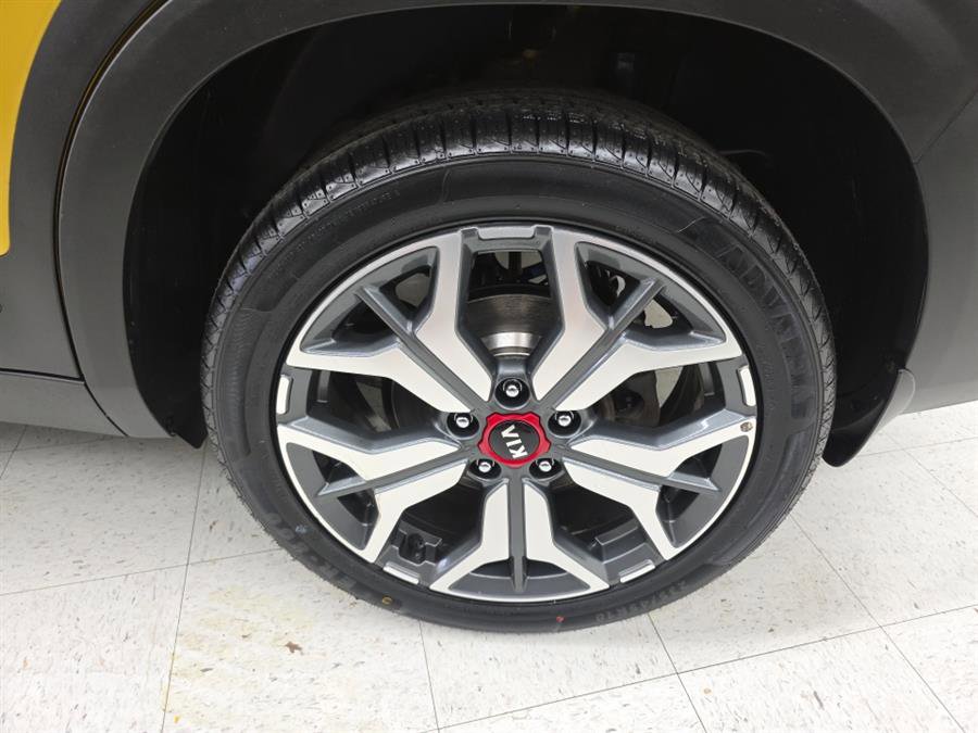 Used 2021 Kia Seltos SX w/ SX Sunroof Package AWD/4WD image 35
