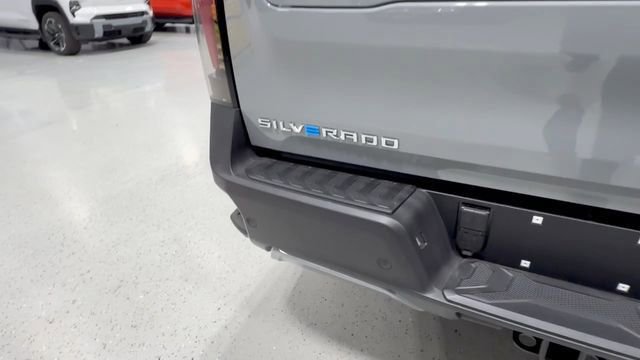 New 2026 Chevrolet Silverado EV LT image 8