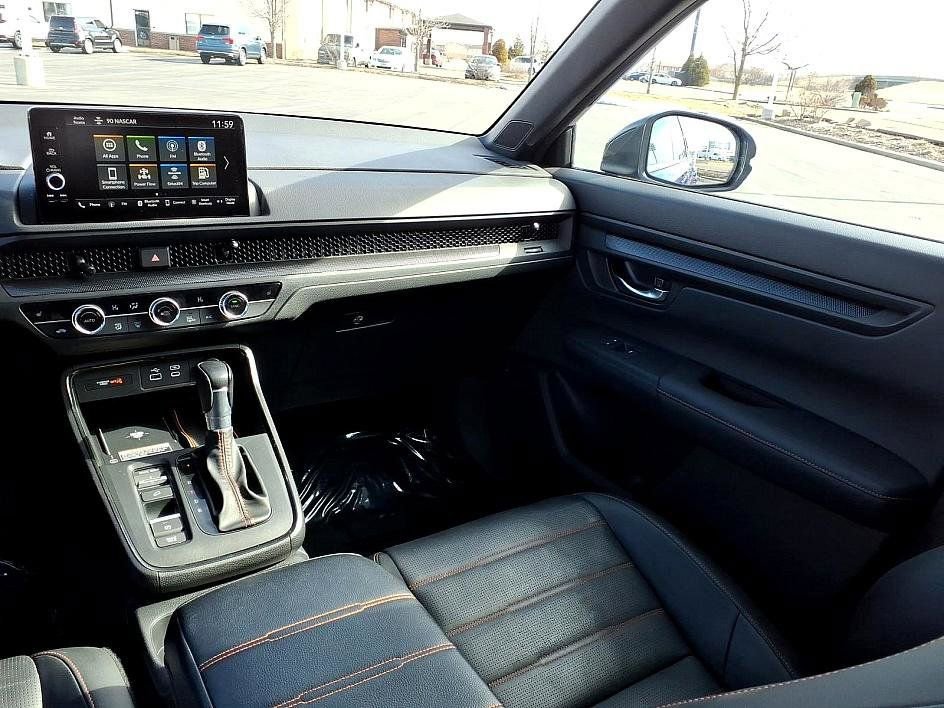 Used 2025 Honda CR-V Sport-L image 21