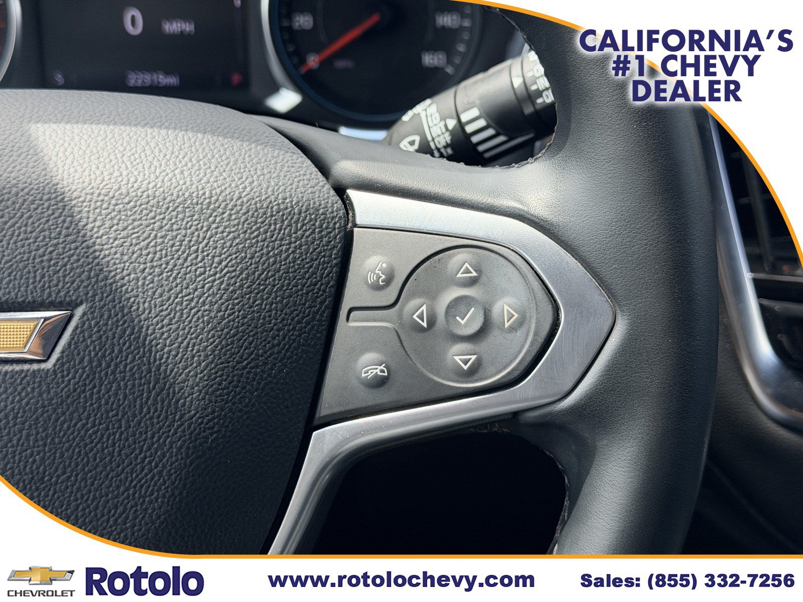 Used 2023 Chevrolet Traverse LT FWD image 23