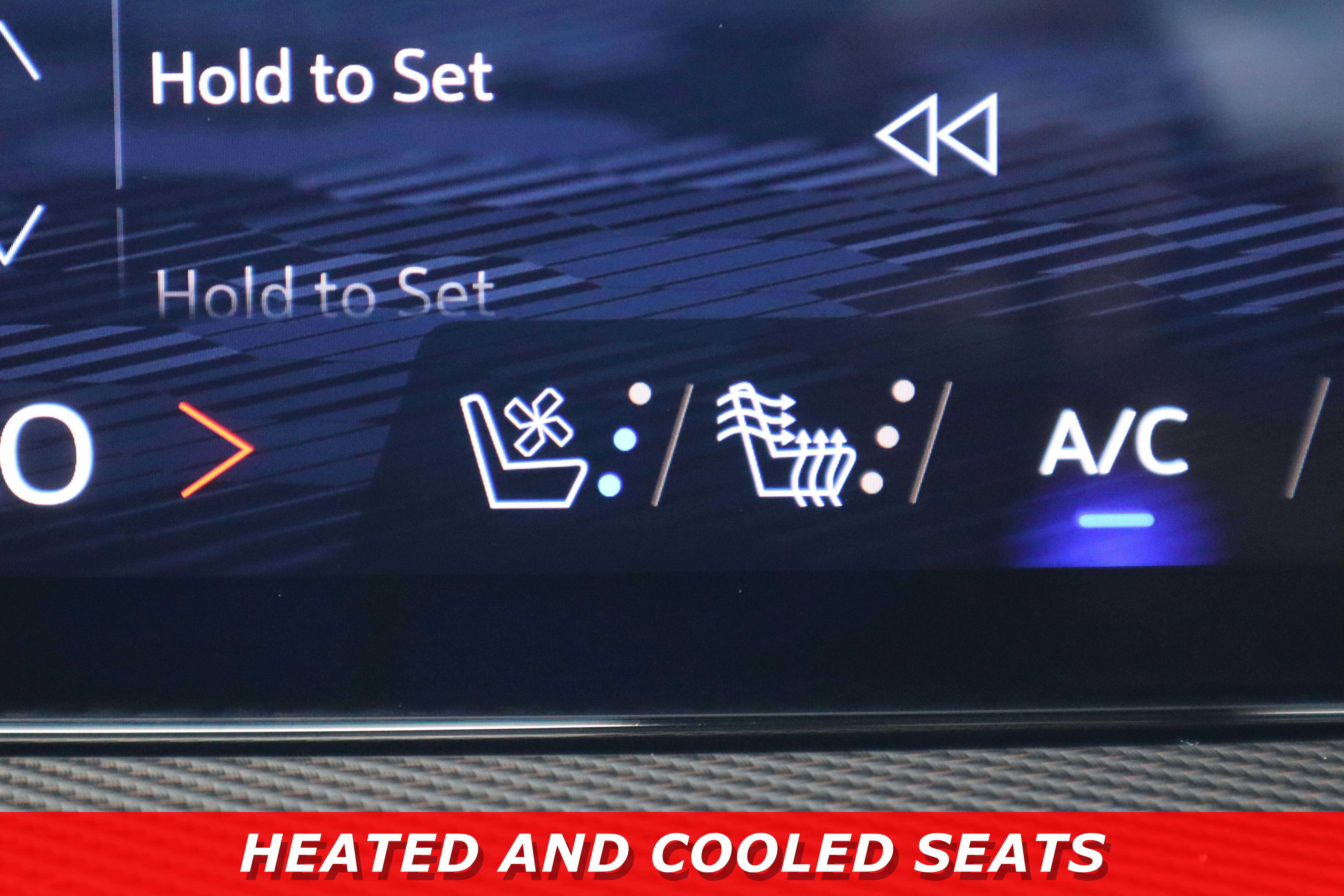 Used 2025 Chevrolet Traverse High Country FWD image 23
