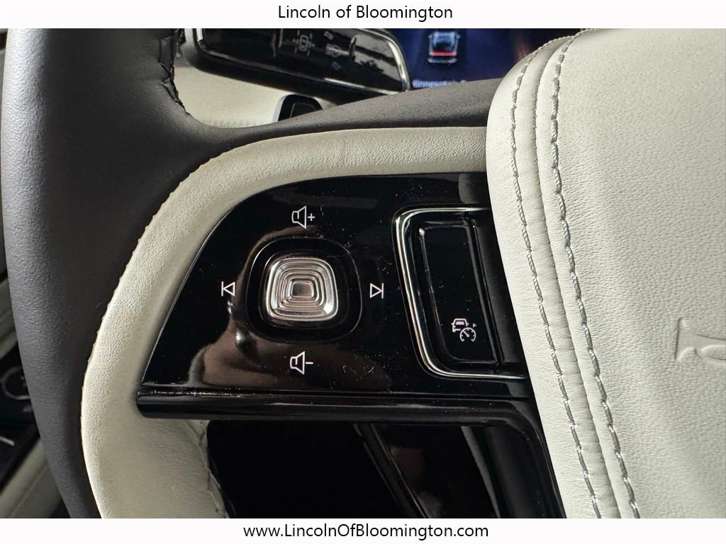 New 2026 Lincoln Aviator Black Label AWD/4WD image 44