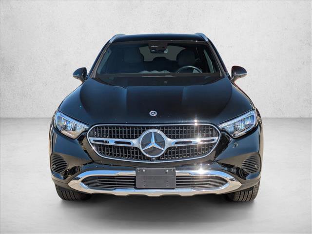Used 2023 Mercedes-Benz GLC 300 4MATIC image 2