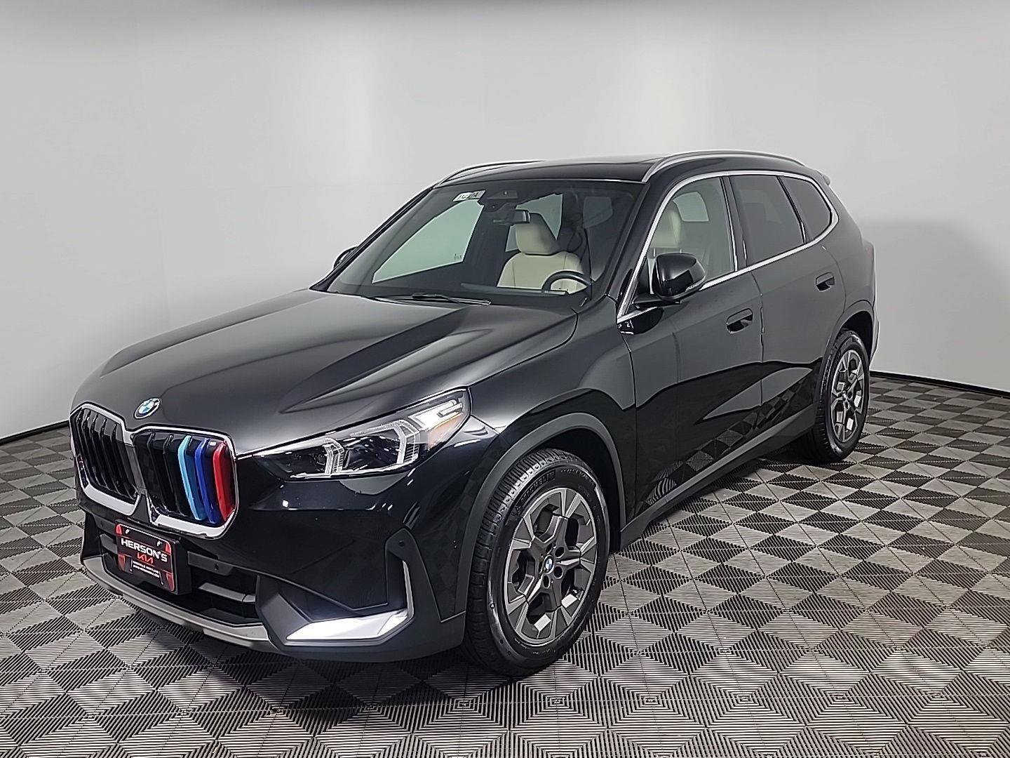 Used 2023 BMW X1 xDrive28i image 12