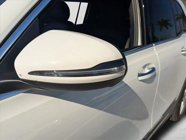 Certified 2023 Mercedes-Benz GLB 250 image 6